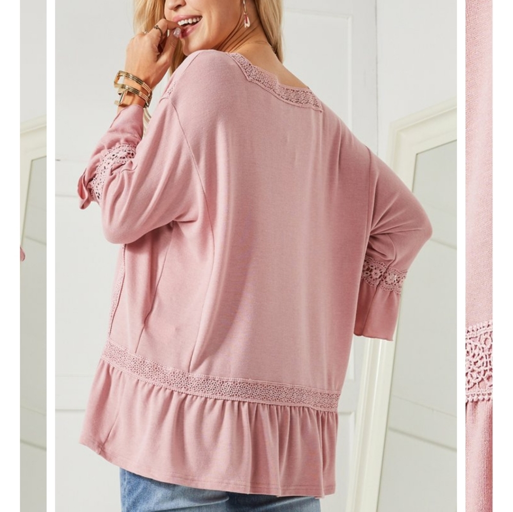🆕️Suzanne Betro | Pink Knit Top - Picture 3 of 10
